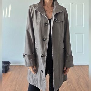 Women's Taupe Single-Breasted Trench Coat - Lightweight Casual Layer